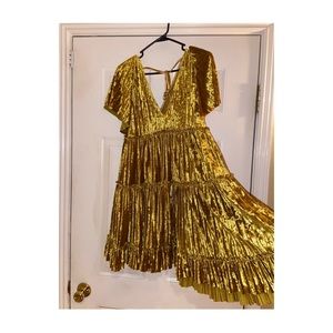 Selling this gold, sparkly, velvet dress from the online store ZOCO. SIZE L.